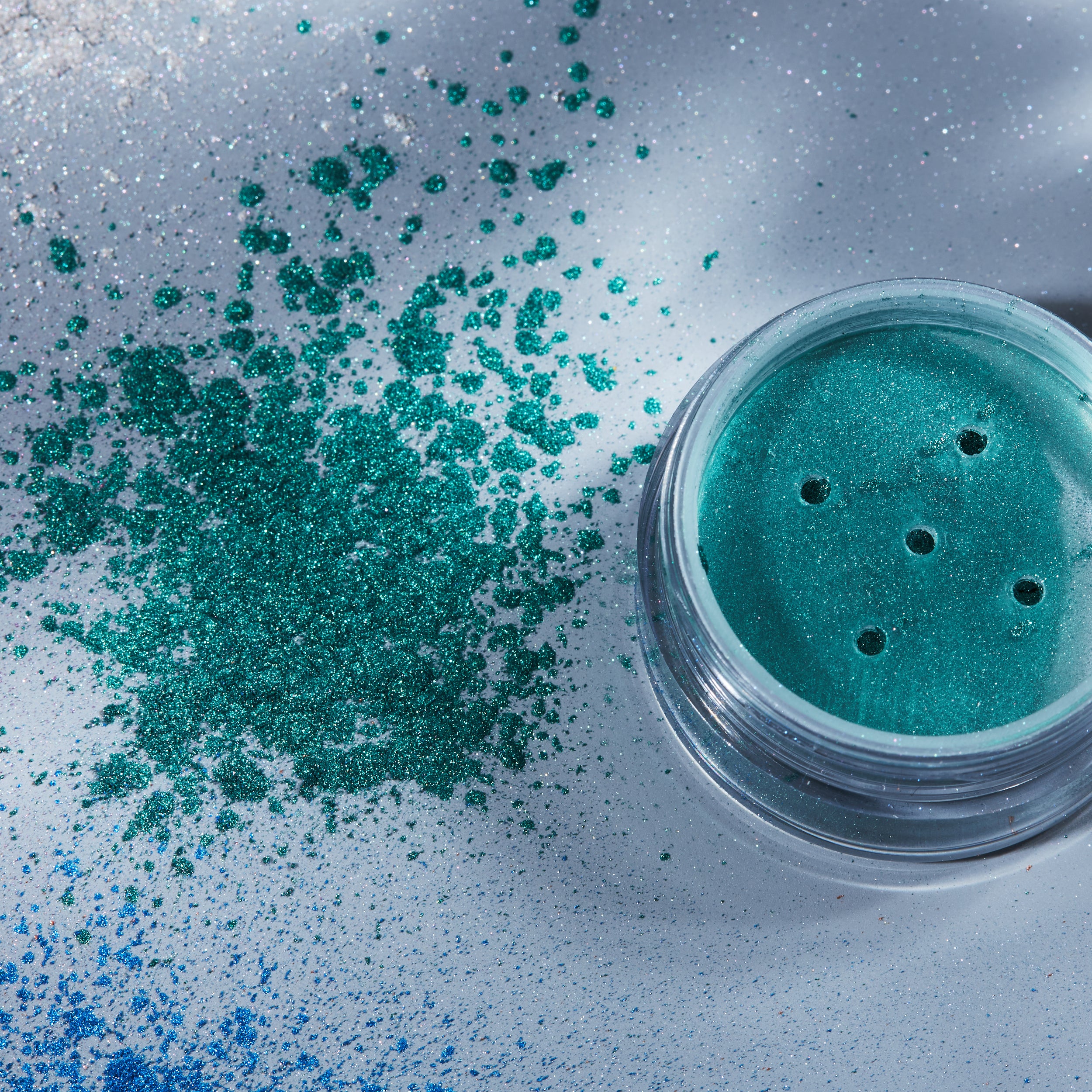 Metallic Pigment Shakers