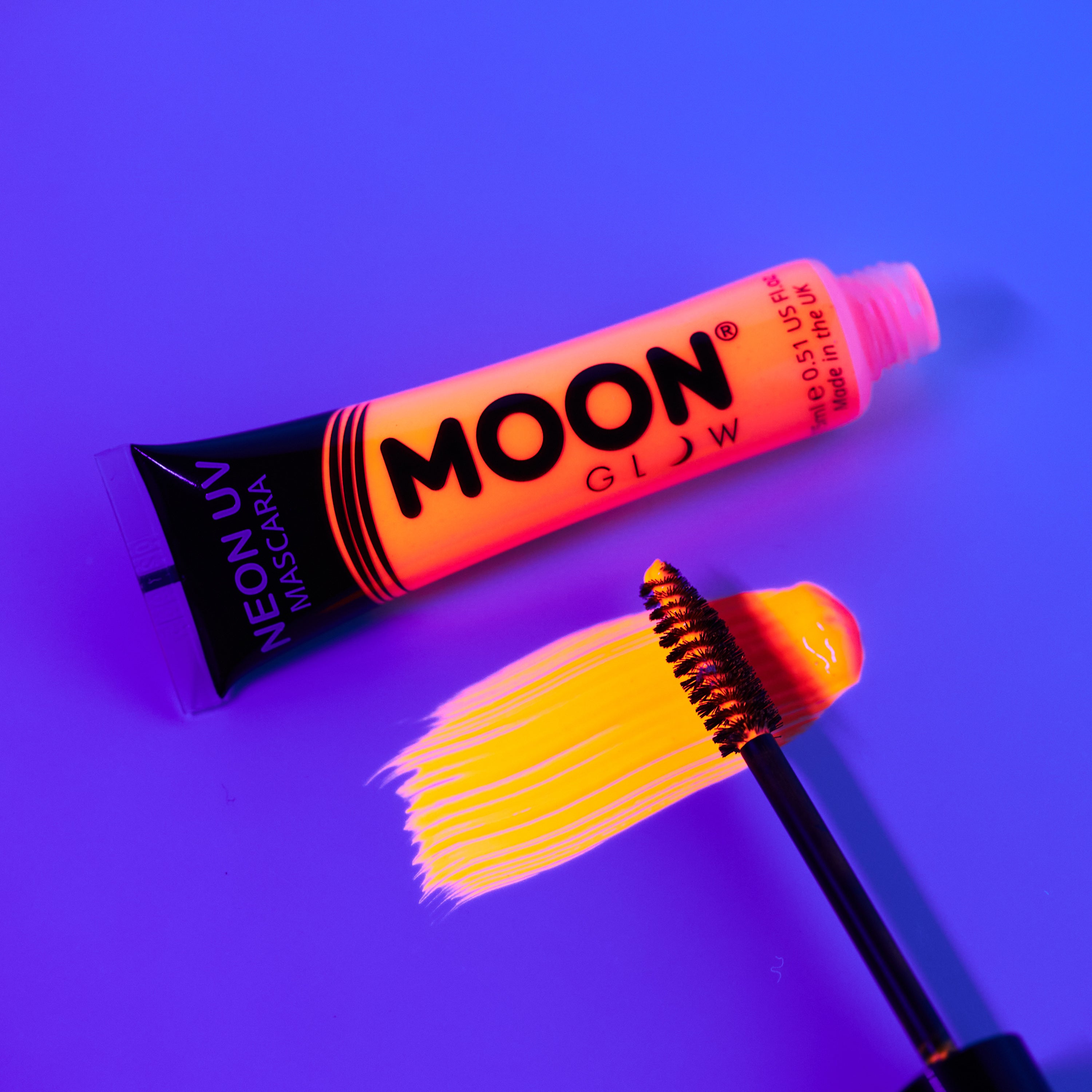 Neon UV Mascara